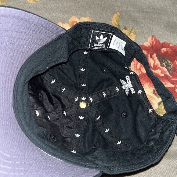 Adidas cap - Picture 3 of 5